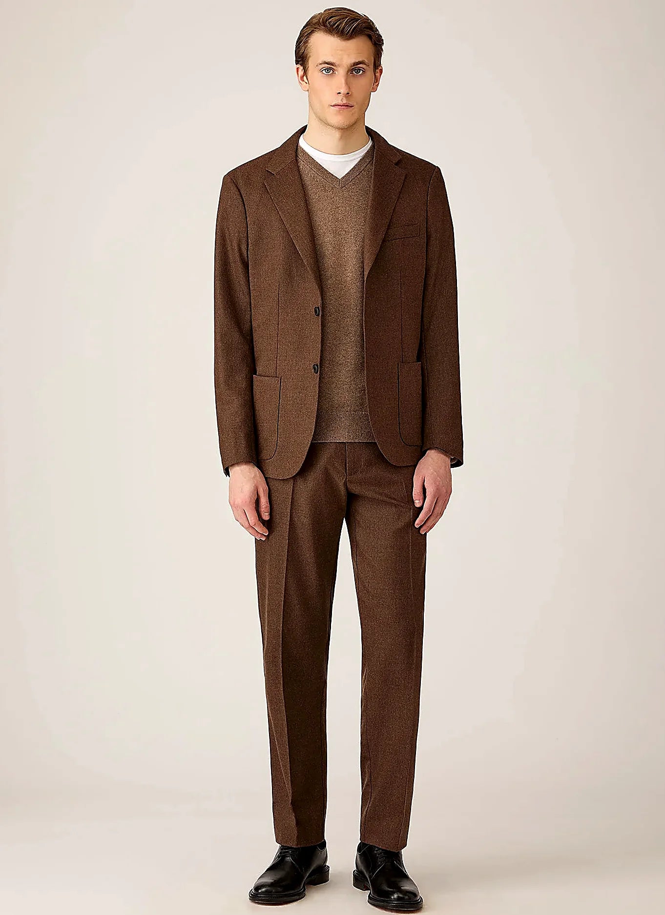 Taupe V-neck jumper in cashmere, regular fit