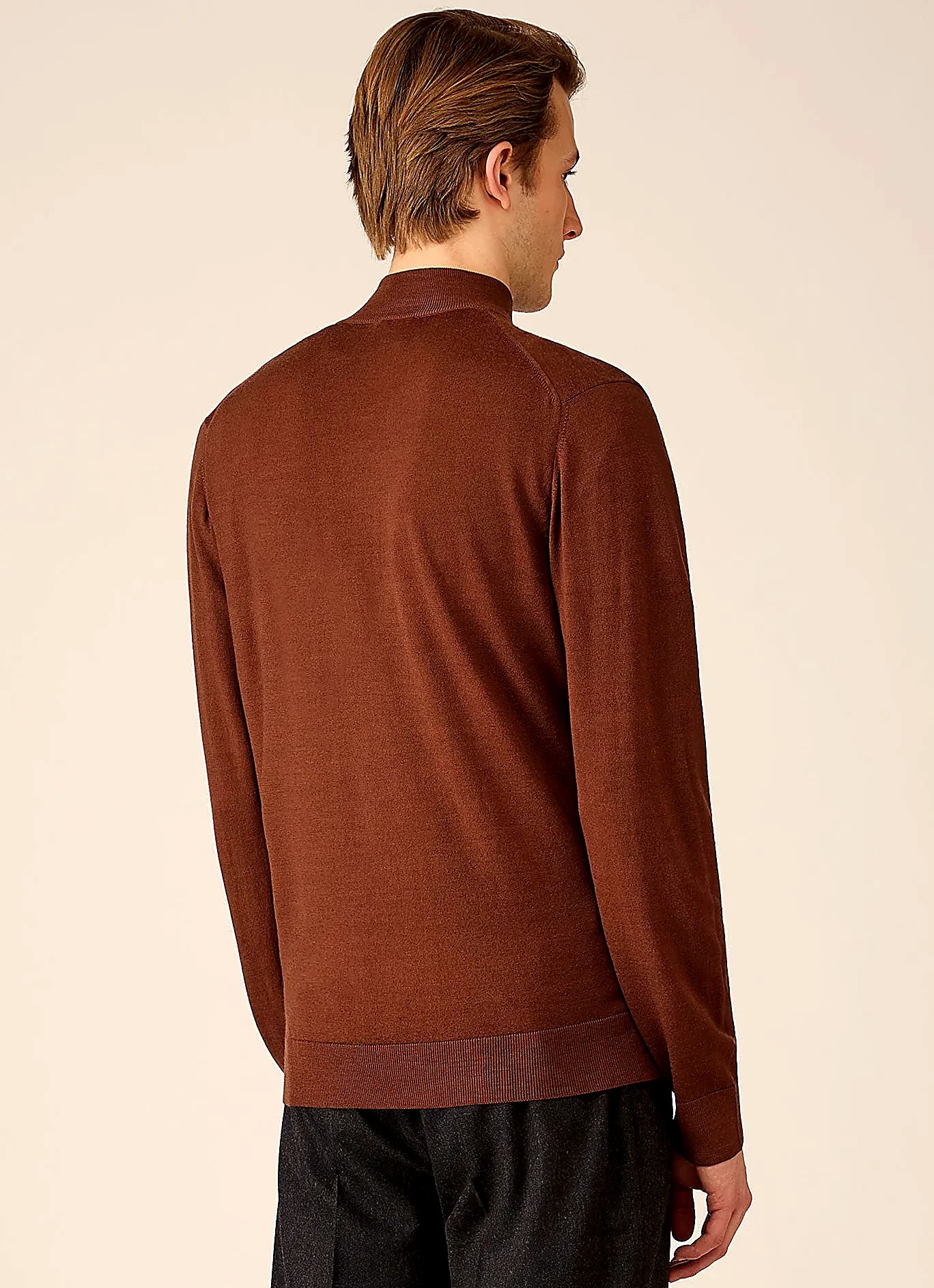 Men's extra-fine merino half zip jumper in Chestnut