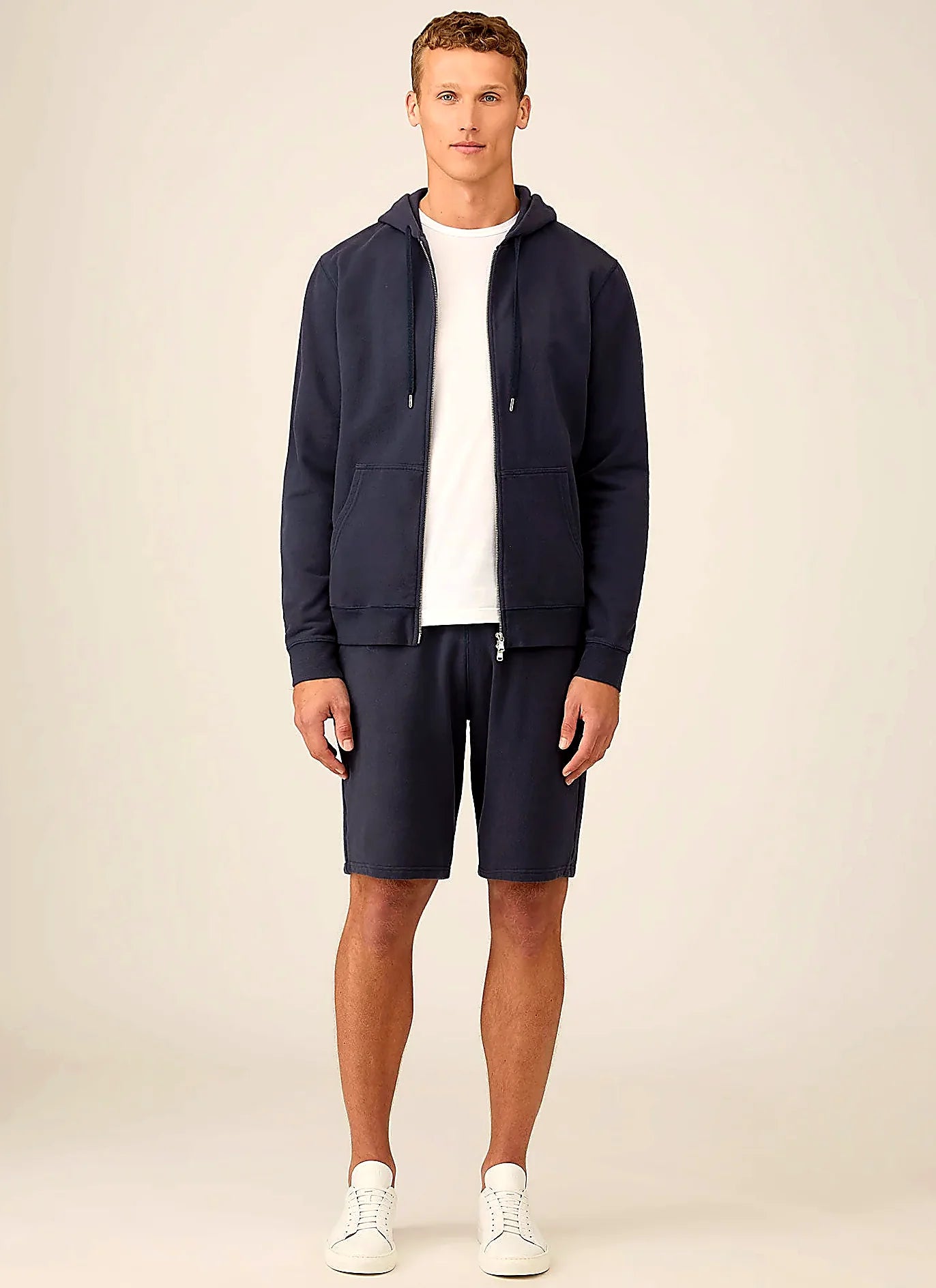 Navy shorts in loopback, relaxed fit