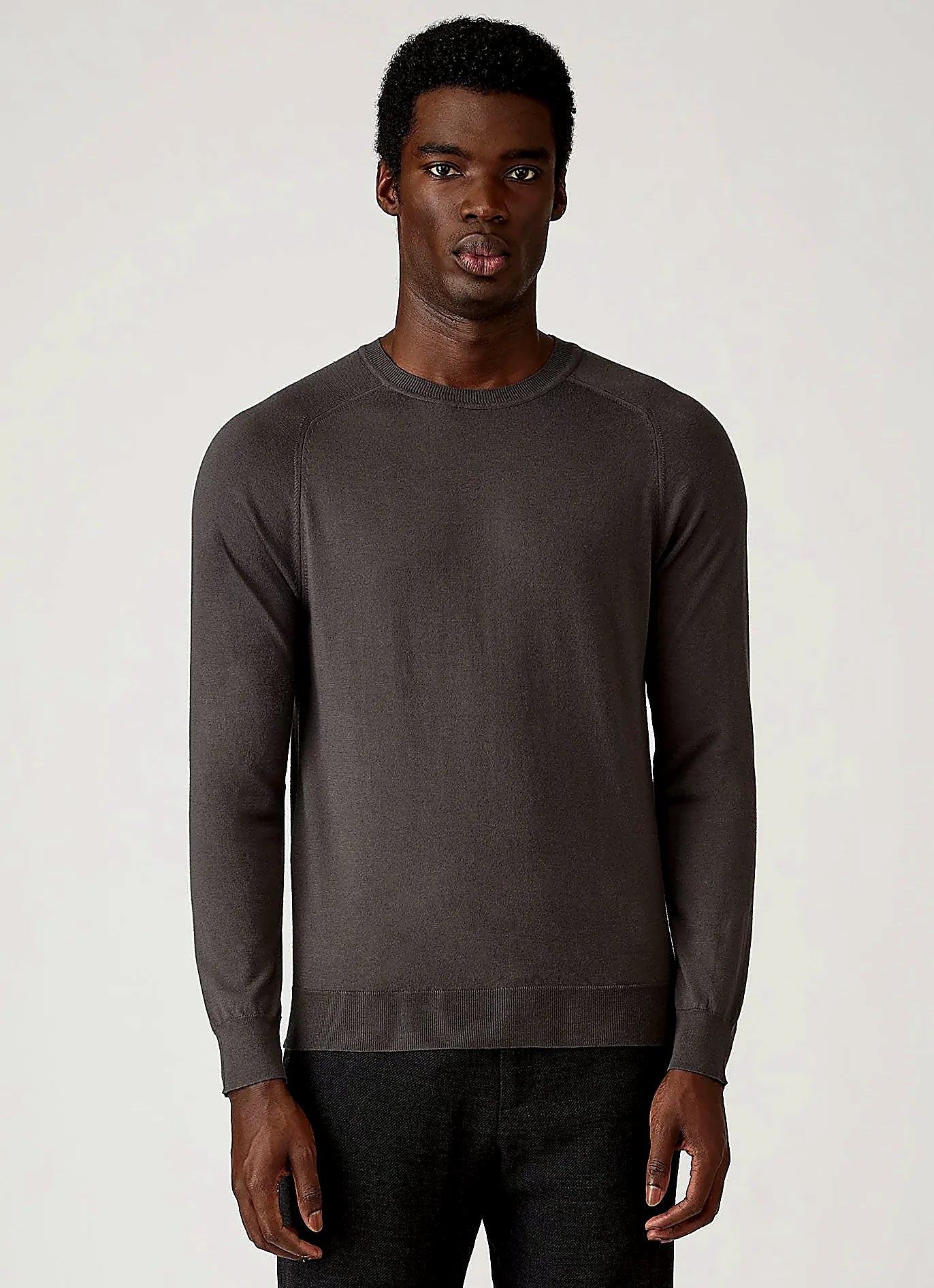 Anthracite sea island cashmere crew neck jumper for men
