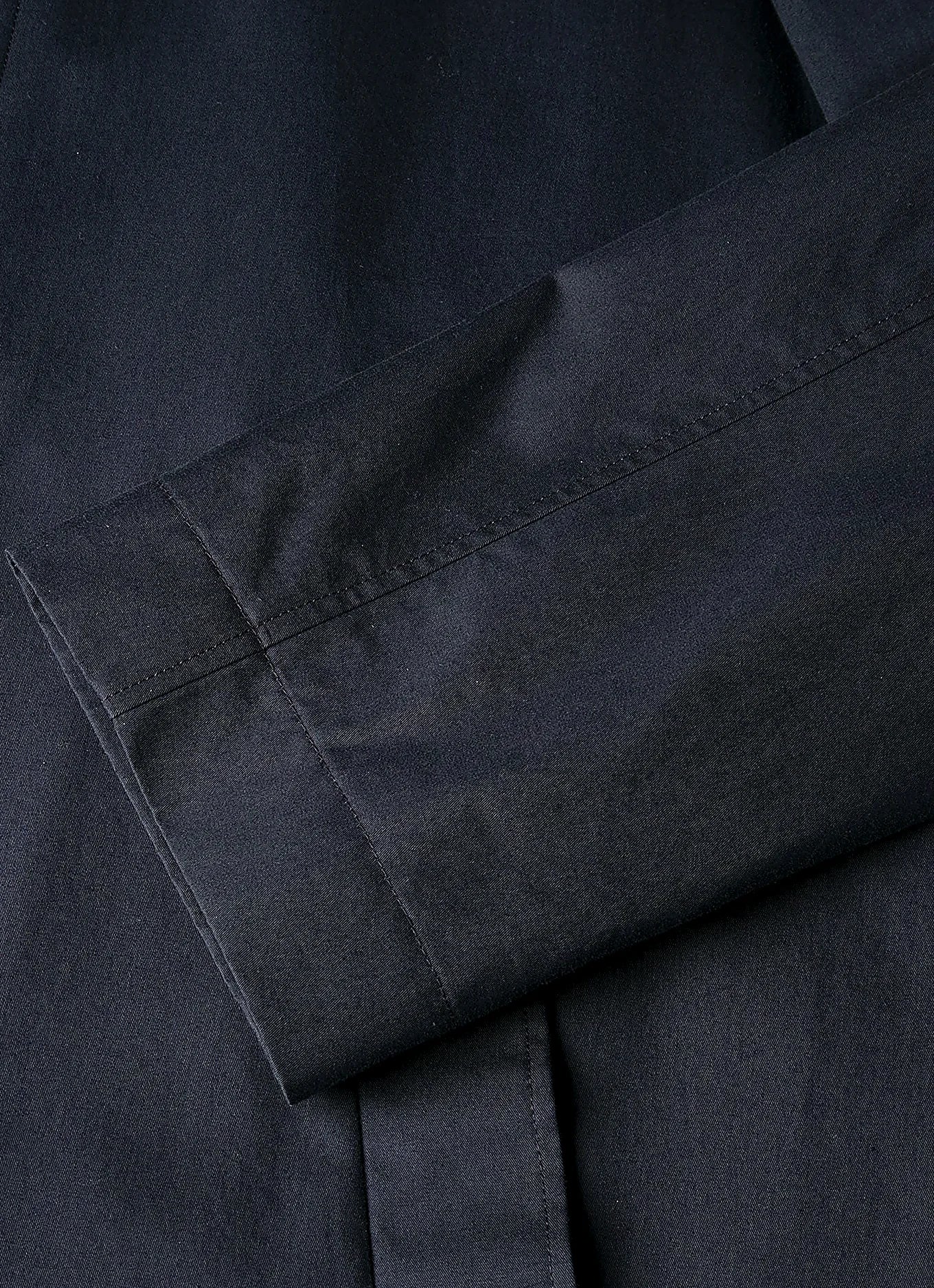 Men's Showerproof Cotton Mac in Navy