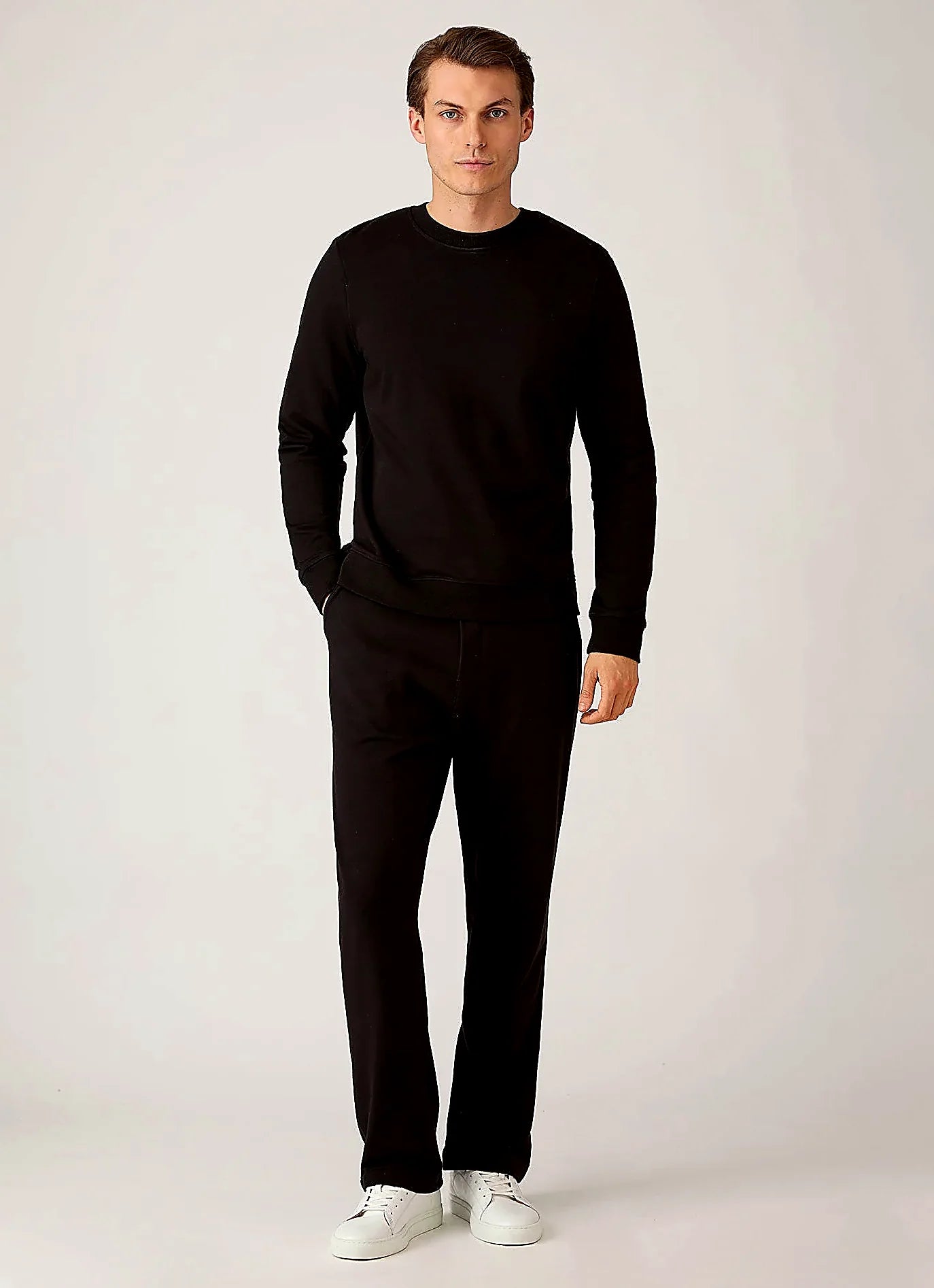 Black sweatshirt in supima cotton, everyday wear