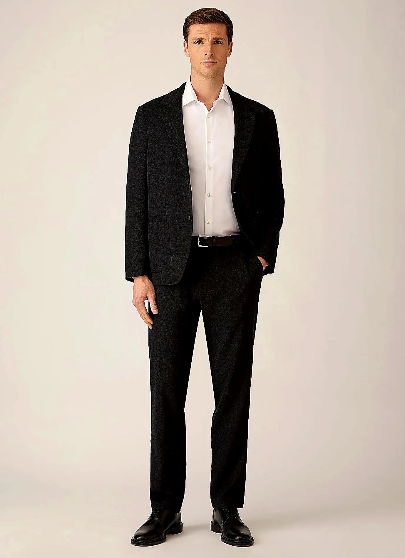 Dark Charcoal trouser in textured wool, straight